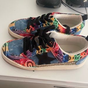 Steve Madden 4